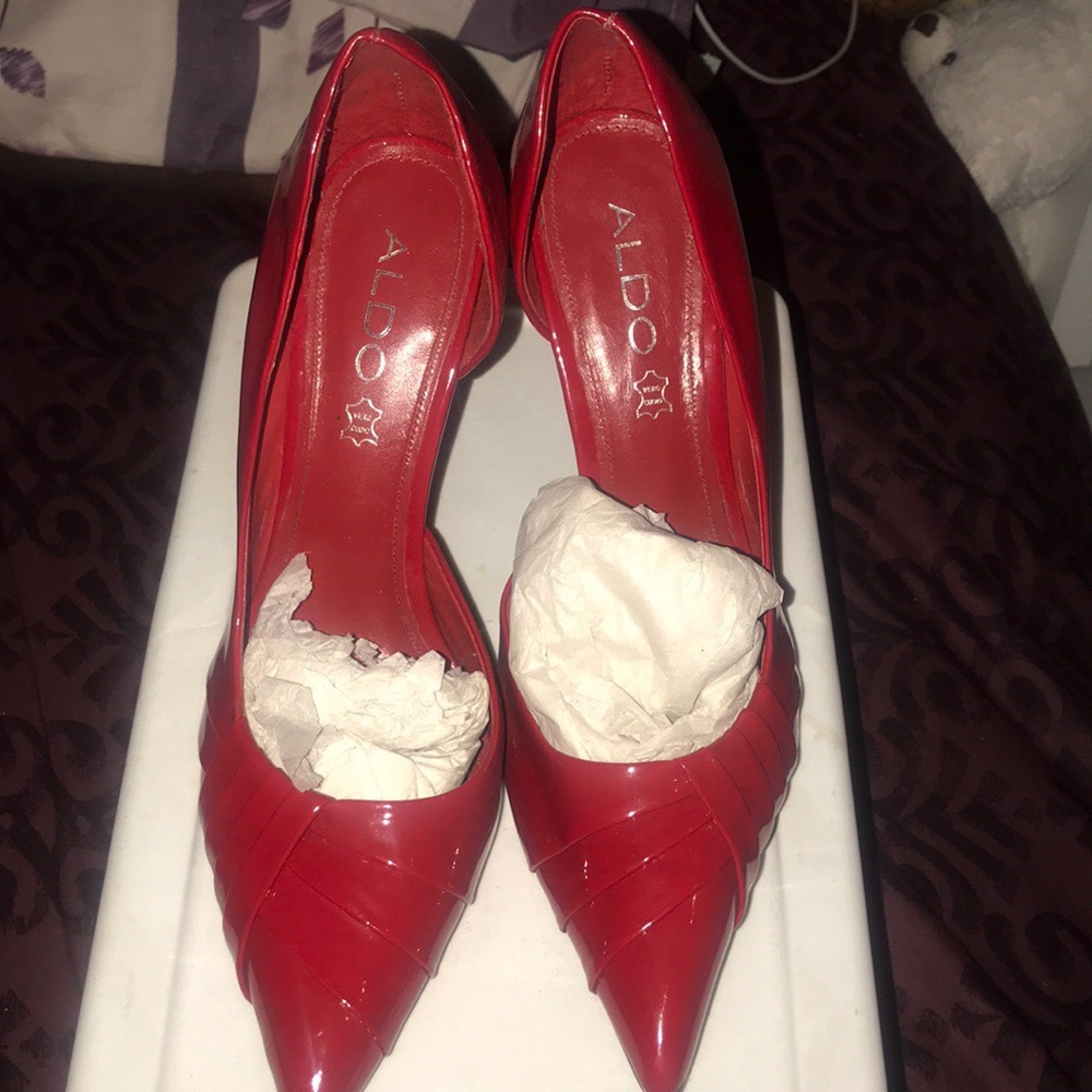 Shoes - Picture 2 of 2